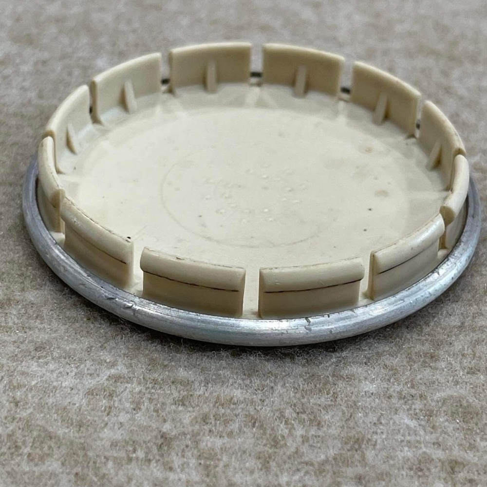 Dodge RAM 1500 52005702 Factory OEM Wheel Center Hub Rim Cap Cover Hubcap - Picture 7 of 12